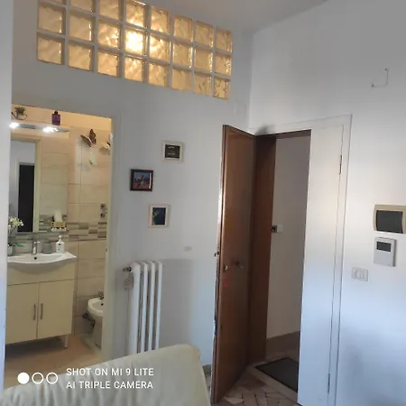 La Casa Di Ana 1 Gasthof Ancona